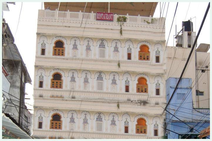 Hotel Lake Ghat Palace, Udaipur 1